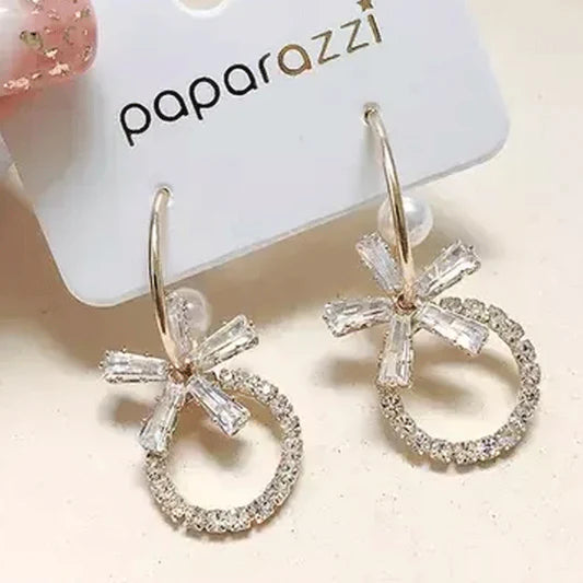 Circle Flower Temperament Earrings - Golden