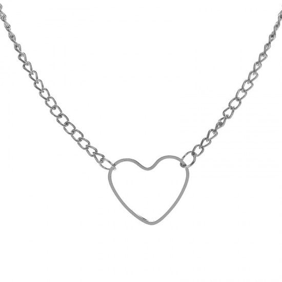 Hollow Heart-Shaped Heart Short Chain Necklace Silver