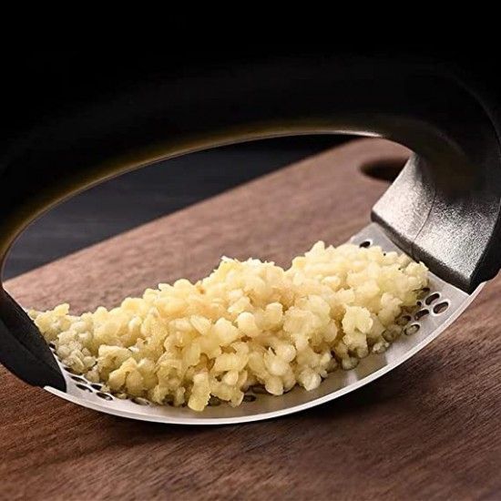 Garlic Presses 3 in 1 Manual Stainless Steel Ginger Chopper with Ergonomic Handle Black