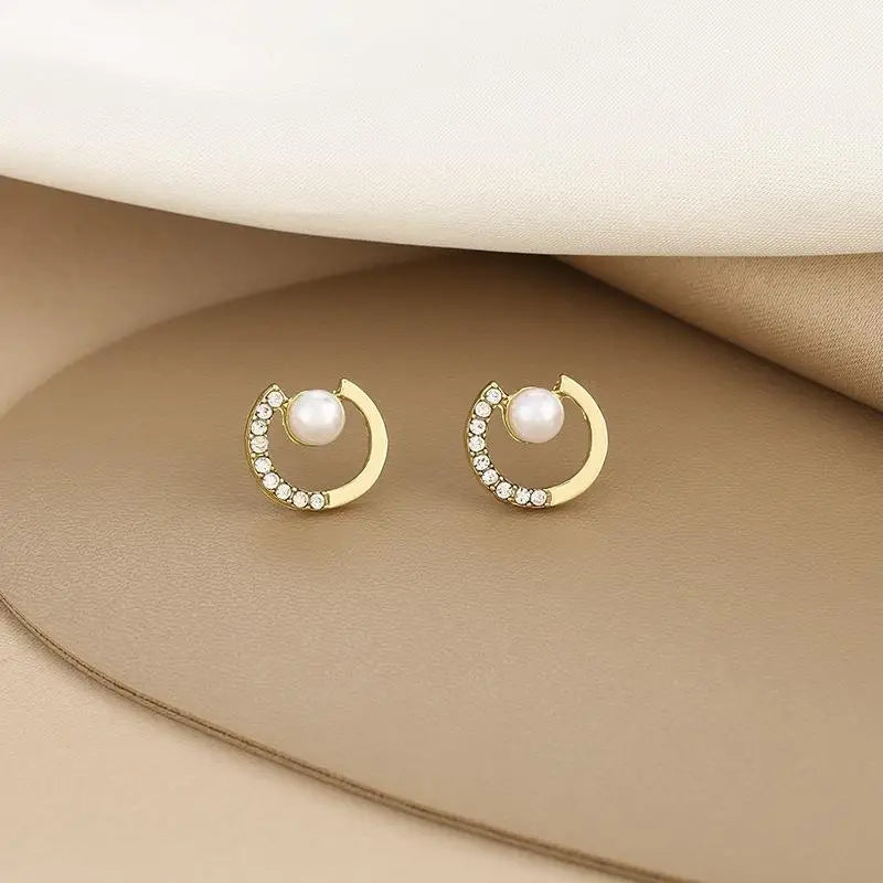 Korean Rhinestone Pearl Studs: Exquisite C-Shape, Fashion Jewelry - Shop N Save