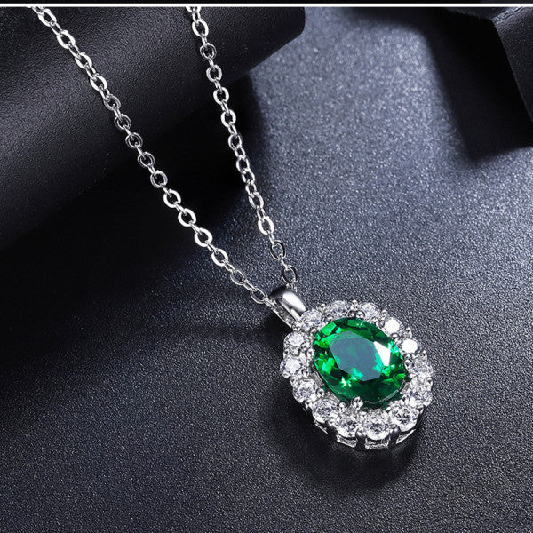 Stunning Silver Plated Crystal Pendant Necklace for Fashionable Women with Green and Silver Tones - Shop N Save