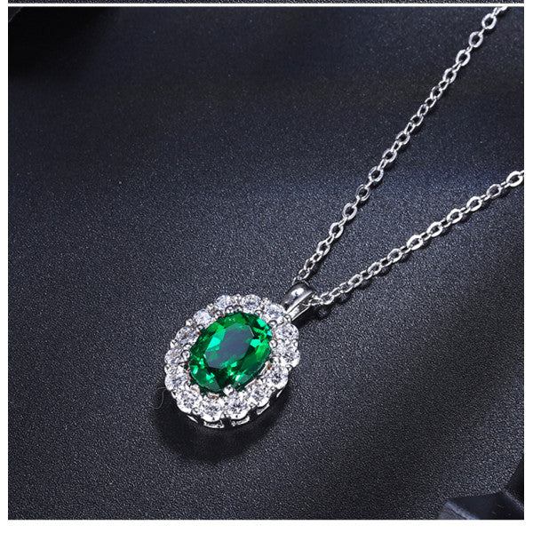 Stunning Silver Plated Crystal Pendant Necklace for Fashionable Women with Green and Silver Tones - Shop N Save