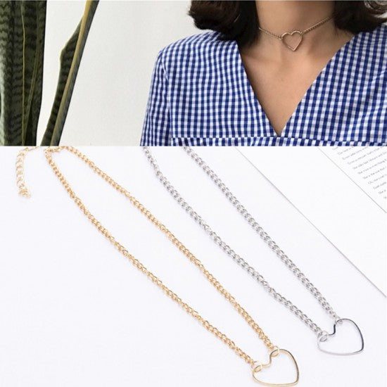 Hollow Heart-Shaped Heart Short Chain Necklace Golden