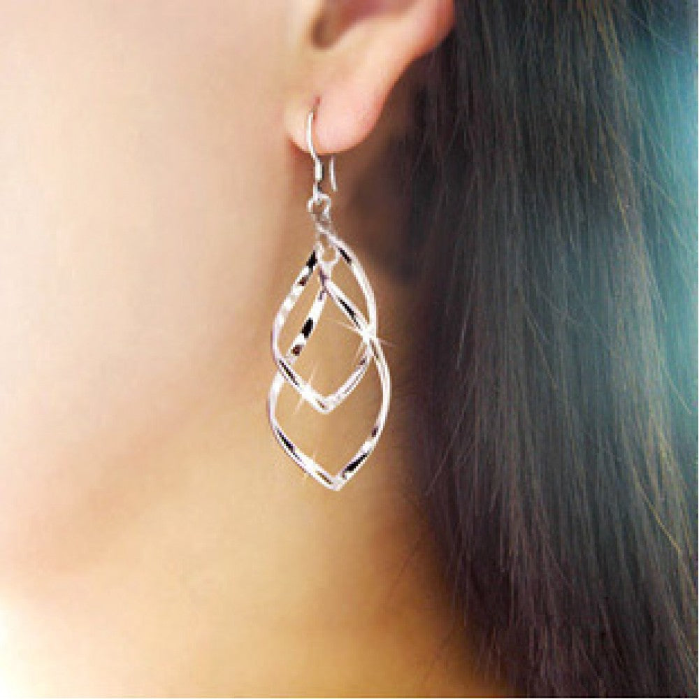 Temperament Popular Shiny Exquisite Super Twisted Earrings - Silver