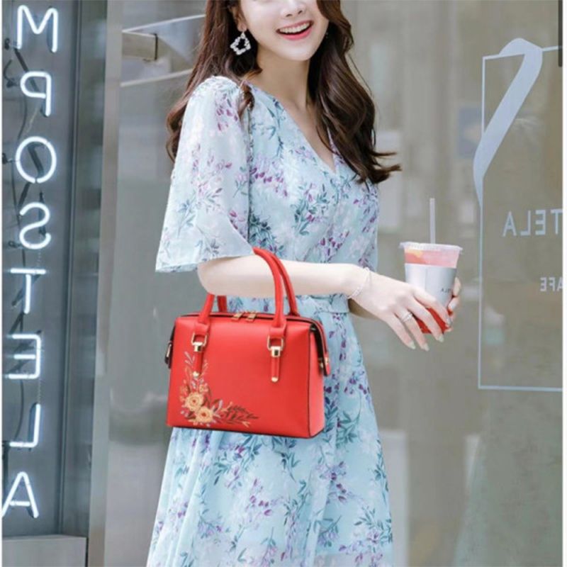 Elegant Red Floral Handbag: Valentine's Style, Cute, Synthetic Leather - Shop N Save