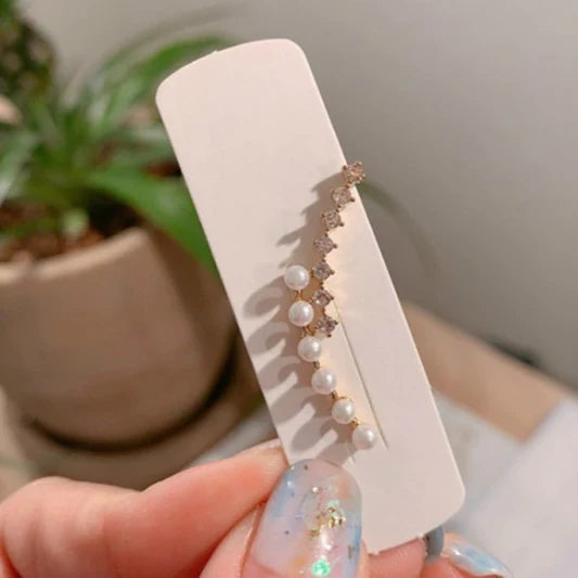 Girl Pearl Fishbone Earrings - Golden