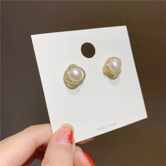 Fashionable Simple Ladies Pearl Earrings - Golden - Shop N Save