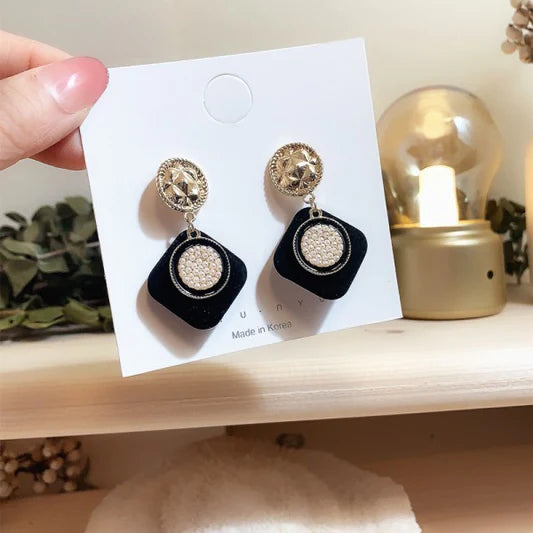 Ladies Fashion Simple Square Earrings - Black Gold
