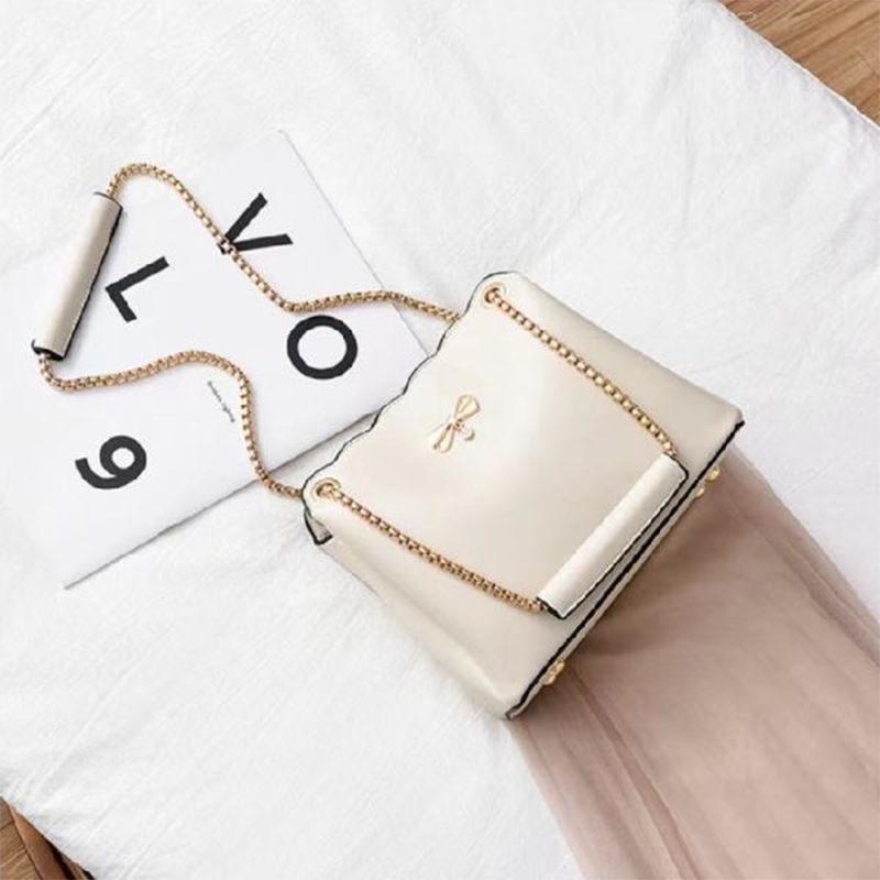 Cream White Chain Shoulder Bag: Large, Cute, Stylish, Zipper Closure - Shop N Save