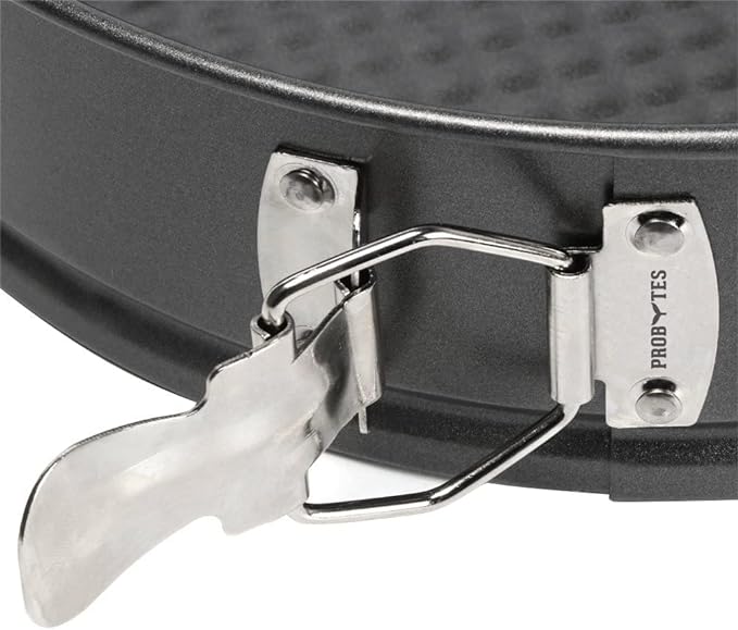 Set of 3 Cake Moulds: Heart, Square, Round, Non-Stick - Shop N Save