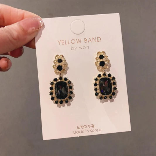 Girls Popular Needle Diamond Earrings - Black - Shop N Save