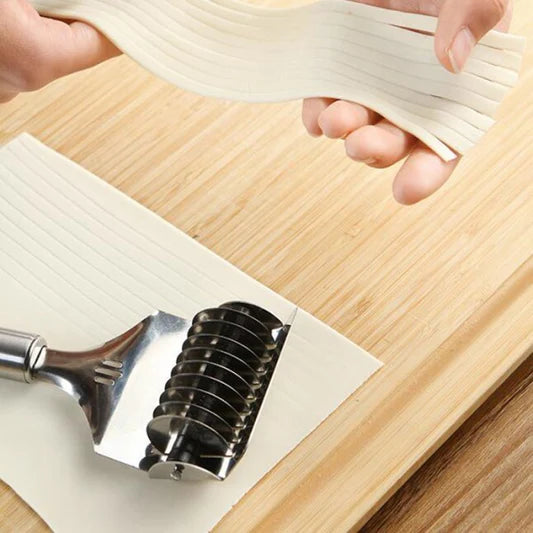 Noodle Lattice Roller Dough Cutter Mincer - Silver - Shop N Save