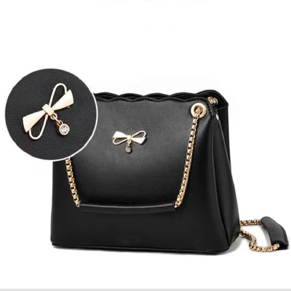 Black Chain Shoulder Bag Large Capacity and Casual Style for Girls - Shop N Save