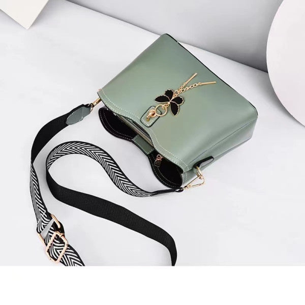 Black Wide Strap Shoulder Bag for Fashionable Women Casual and Stylish Synthetic Leather Adjustable Handle Four Compartments Zipper Closure - Shop N Save