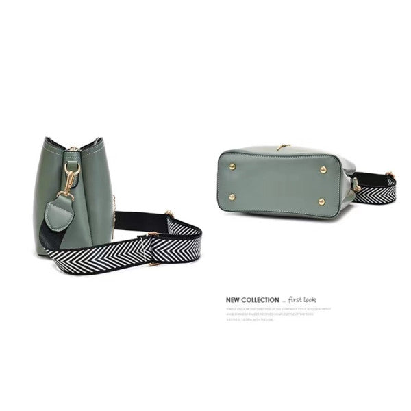 Fashionable Green Shoulder Bag with Wide Straps Perfect for Stylish Women! - Shop N Save