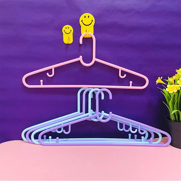 Stylish Multi-Color Hangers: Space-Saving, Durable, Neat Wardrobe - Shop N Save