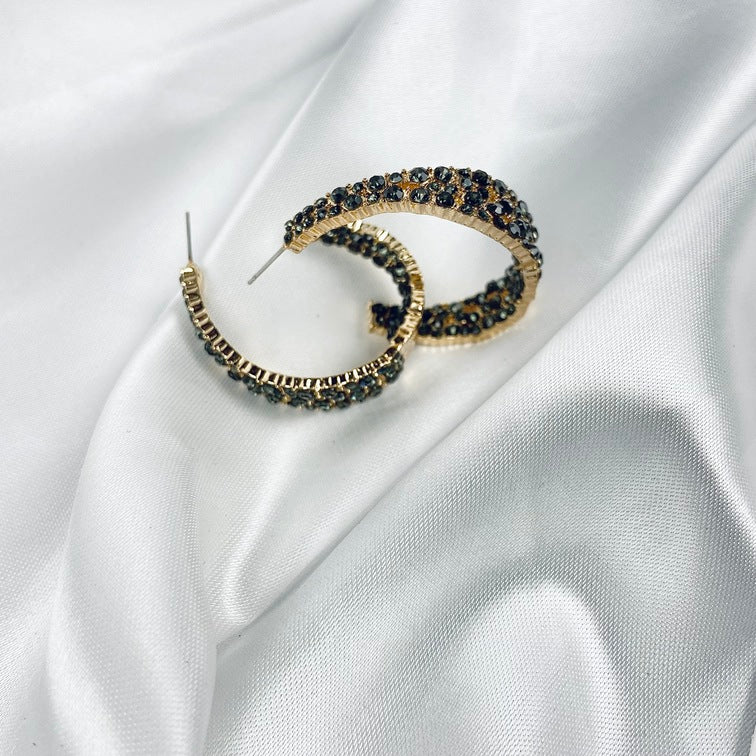 Explosive Elegance: Unique Blowing Up Earring for Bold Statements - Limited Edition - Shop N Save