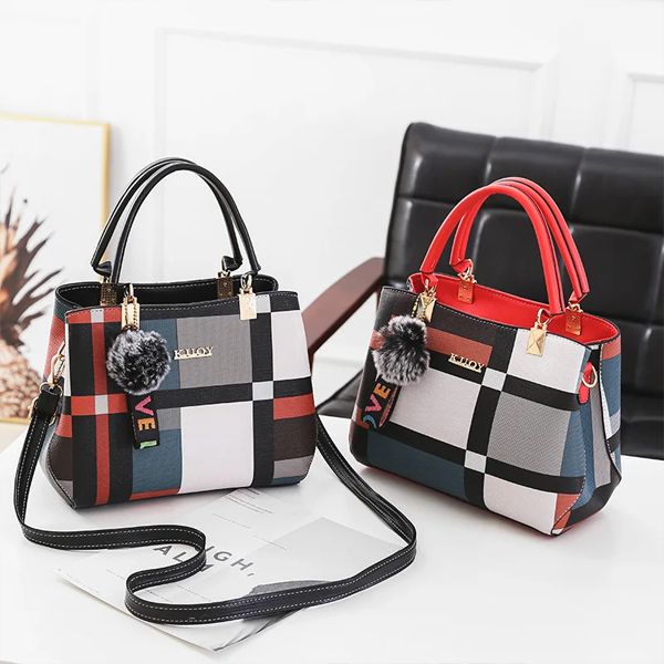 Trendy Plaid Handbag: PU Leather, Zip Closure, Large Capacity, Stylish
