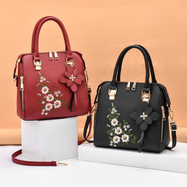 Black Floral Handbag: Chic Design, High Quality, Stylish Zipper Closure - Shop N Save