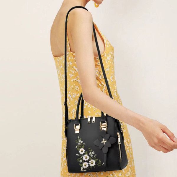 Black Floral Handbag: Chic Design, High Quality, Stylish Zipper Closure - Shop N Save