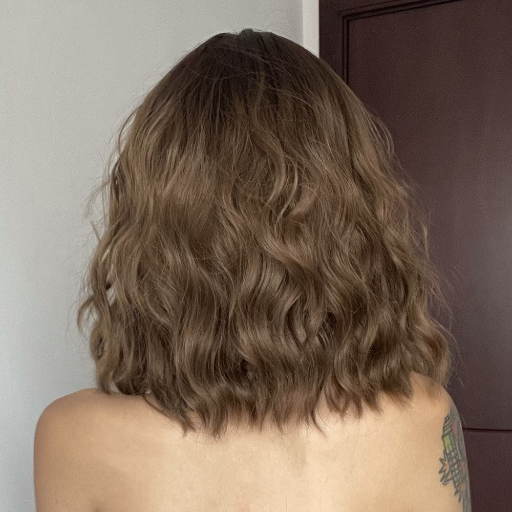 Bobo Short Wavy Wig - Air Bangs