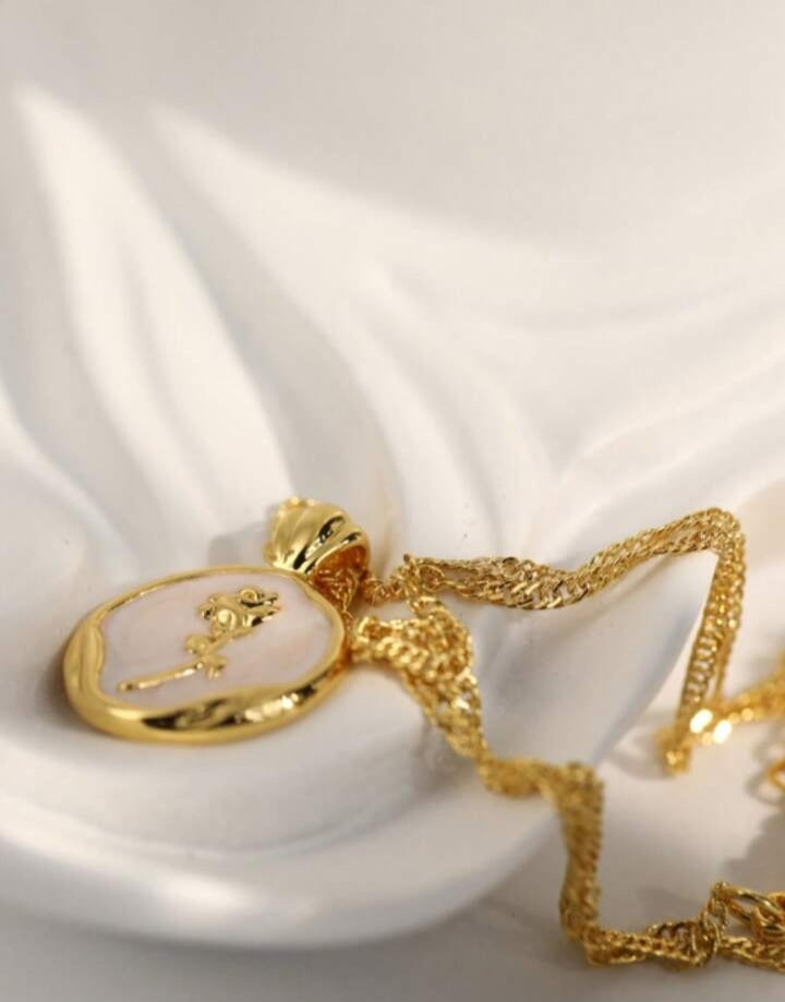 Flower Pendant Necklace - Daily Chic Decoration for Women - Shop N Save