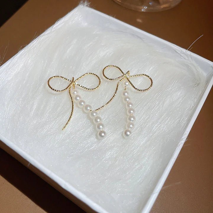 High Quality Elegant Bow Pearl Earrings - White Golden