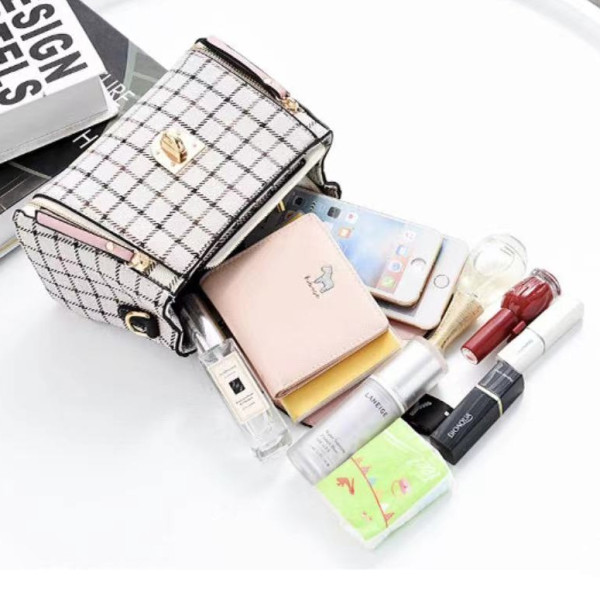 Pink Plaid Handbag: Cute, Stylish, Geometric Twist Lock, Adjustable Strap - Shop N Save