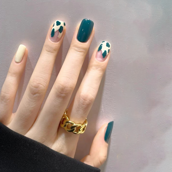 Shiny Silver Adhesive Fake Nails Set - Party & Casual Women's Nail Decoration - Shop N Save