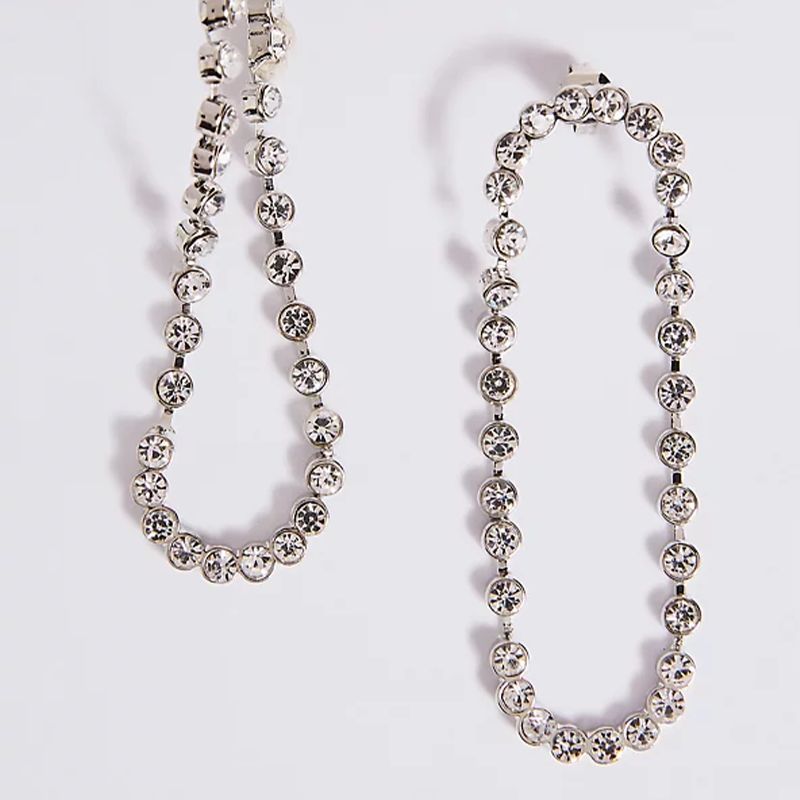 Stylish Earrings: Dazzling Designs for Every Occasion - Jewelry Trends 2023 - Shop N Save