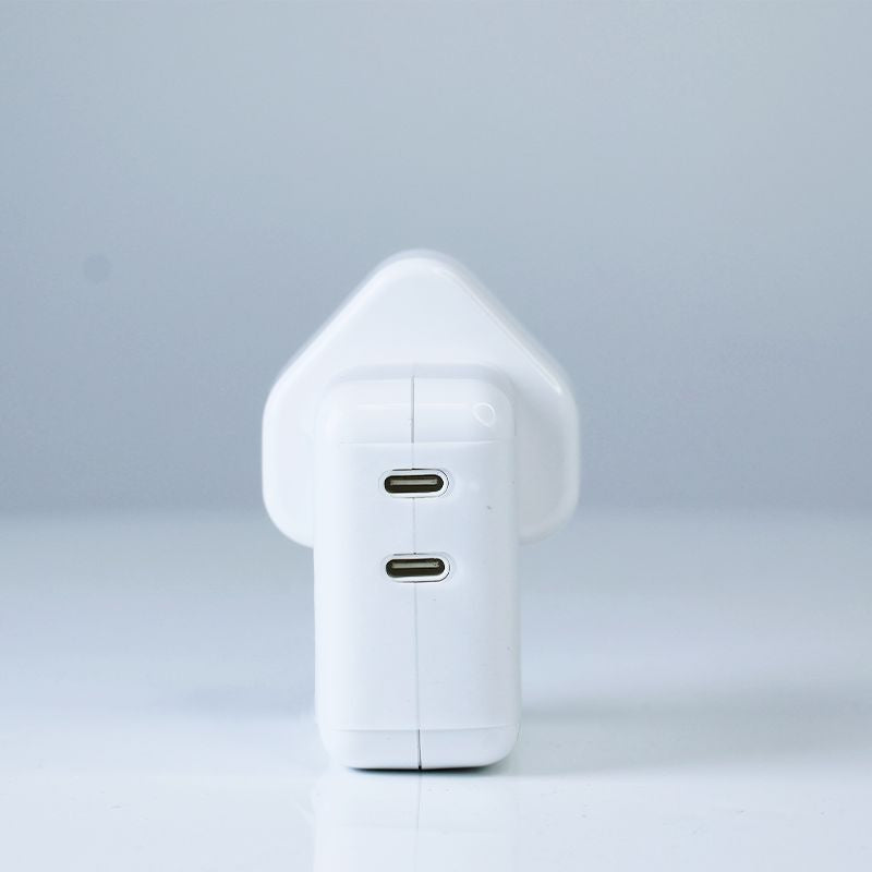 Dual USB-C 35W Adapter: Fast Charging, Portable, Universal Compatibility - Shop N Save