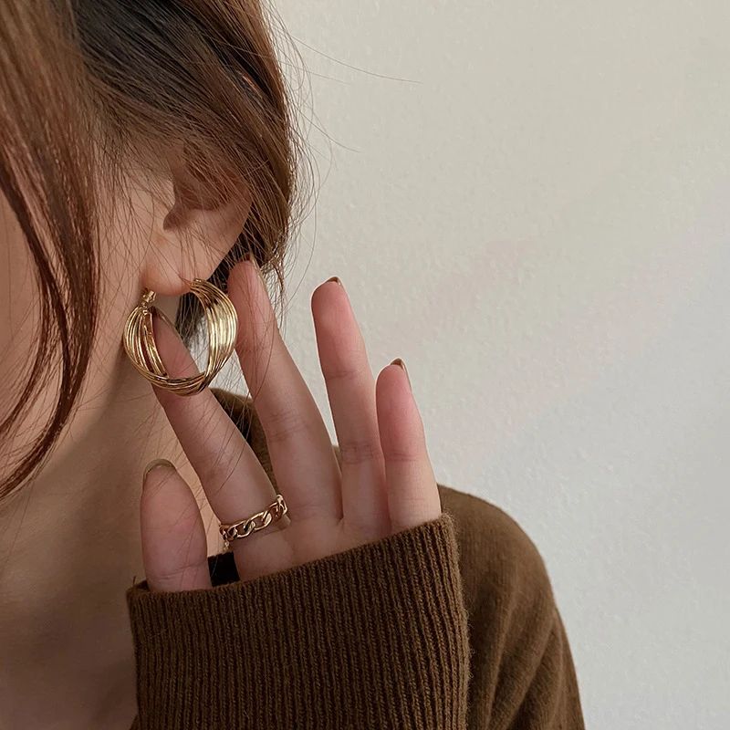 Gold Korean Hoop Earrings - Carved Circle C-Shape Trendy Jewelry - Shop N Save