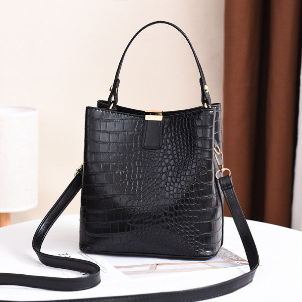 Crocodile Pattern Magnetic Closure Pu Leather Women's Handbag - Black - Shop N Save