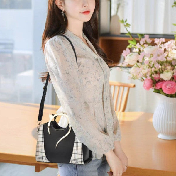 Women Stylish Metal Handle Stripped Handbag - Black - Shop N Save