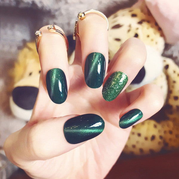 Shiny Metallic Style 12 PCs Solid Color Fake Nails Set - Green - Shop N Save