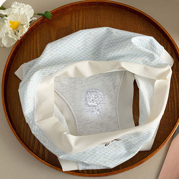 Bow Patched Cotton Hipsters Trendy Women's Underwear Collection with Soft Fabric & Elastic Waist - White Pink - Shop N Save