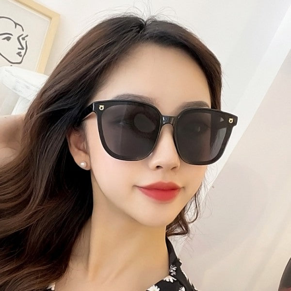 Girls Simple Big Frame Fashion Sunglasses - Black - Shop N Save