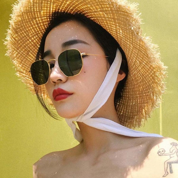 Fashion Personality Retro Gold Frame Sunglasses - Black - Shop N Save