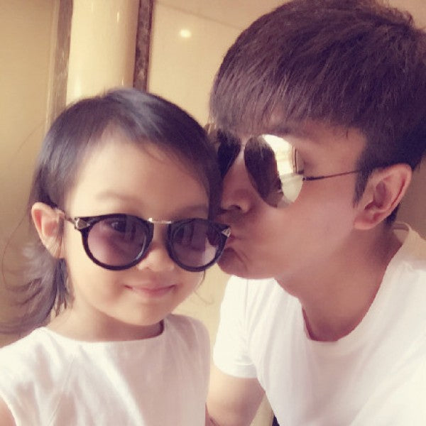 Kids Stylish Cat Eye Shades Sunglasses For Children - Black
