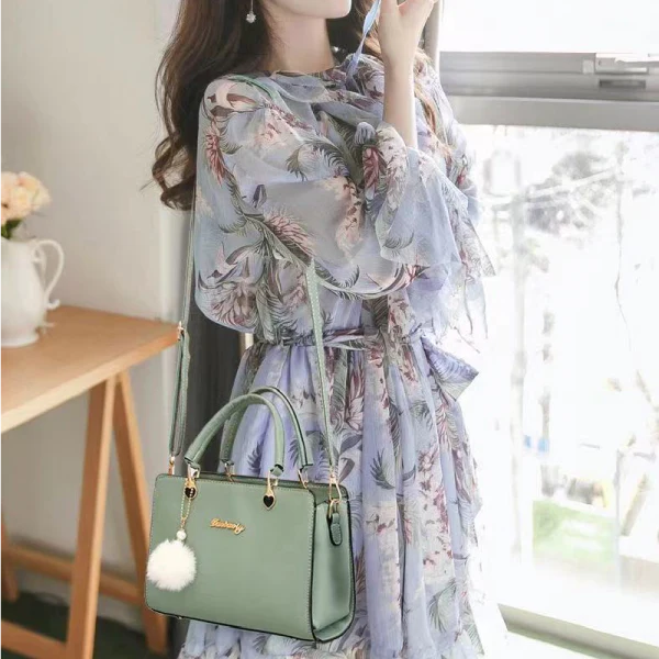 Ladies Heart Decoration High Class Handbag - Green - Shop N Save