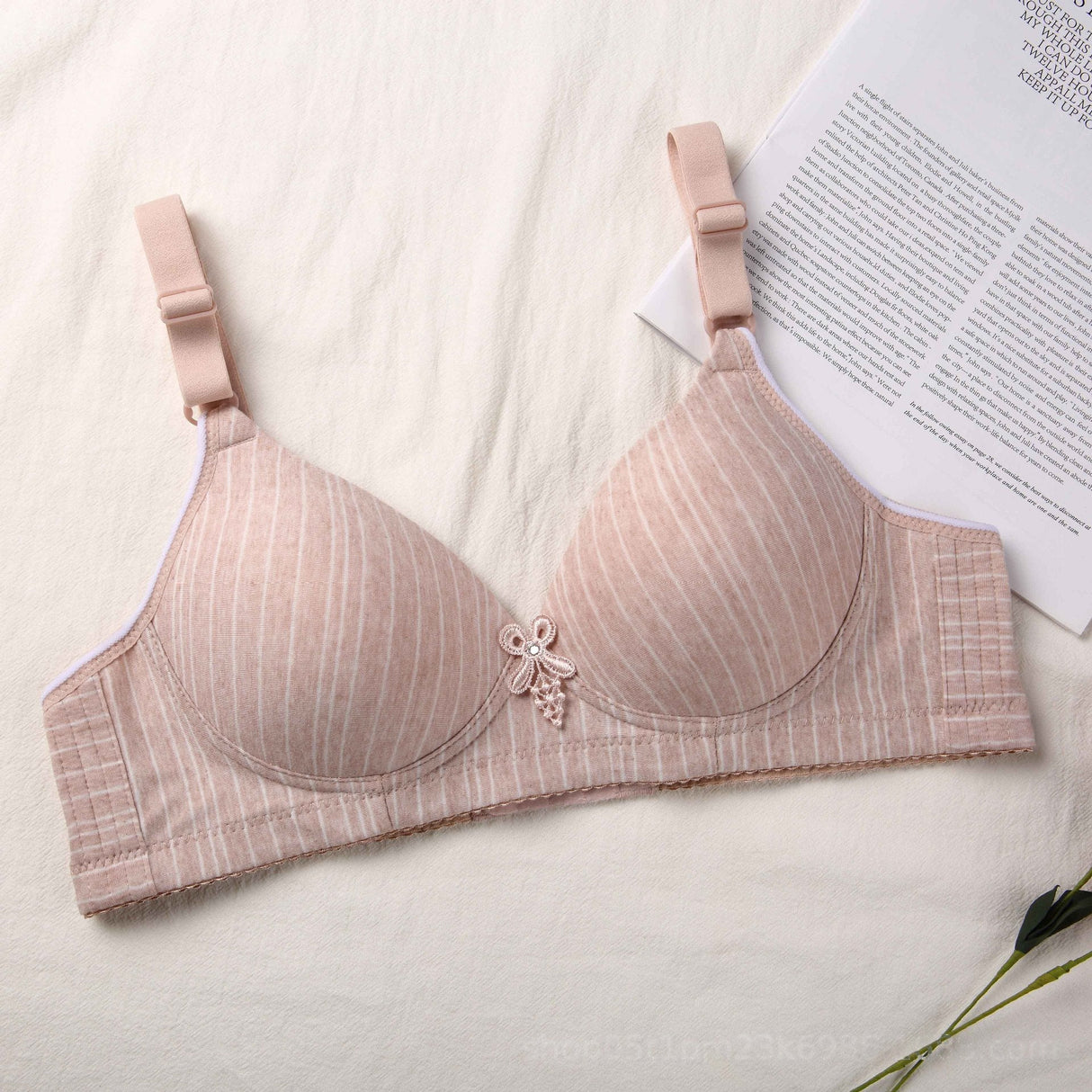 Middle-Aged And Elderly Mothers Bra Large Size Thin Section Without Steel Ring Full Cup