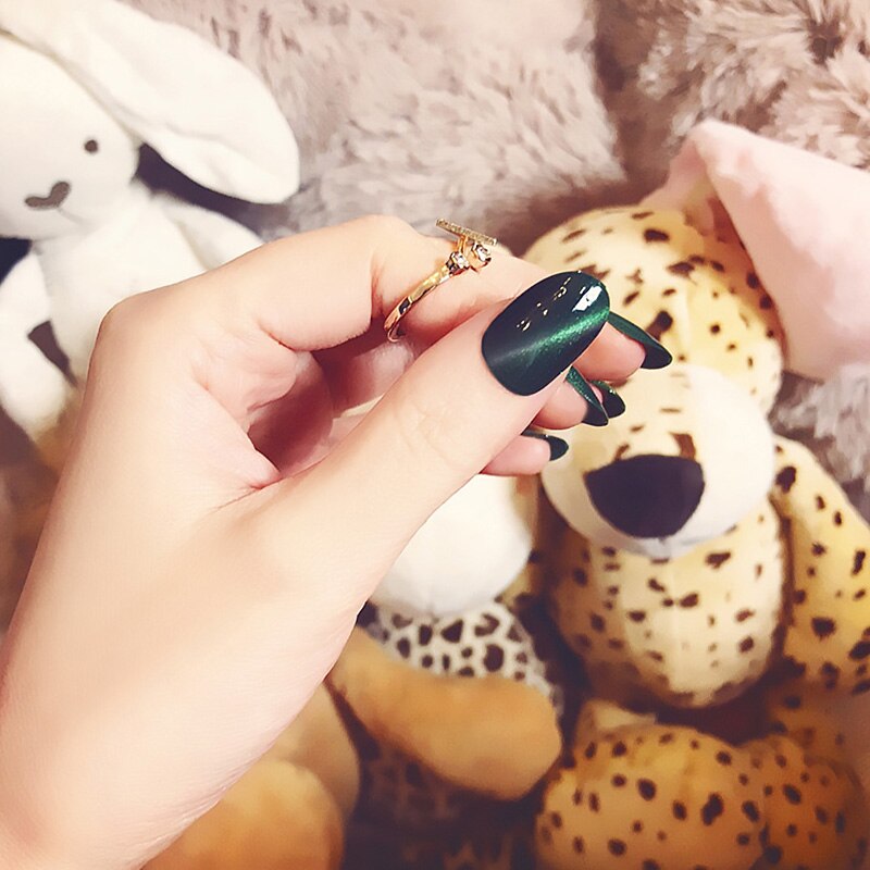 Shiny Metallic Style 12 PCs Solid Color Fake Nails Set - Green - Shop N Save