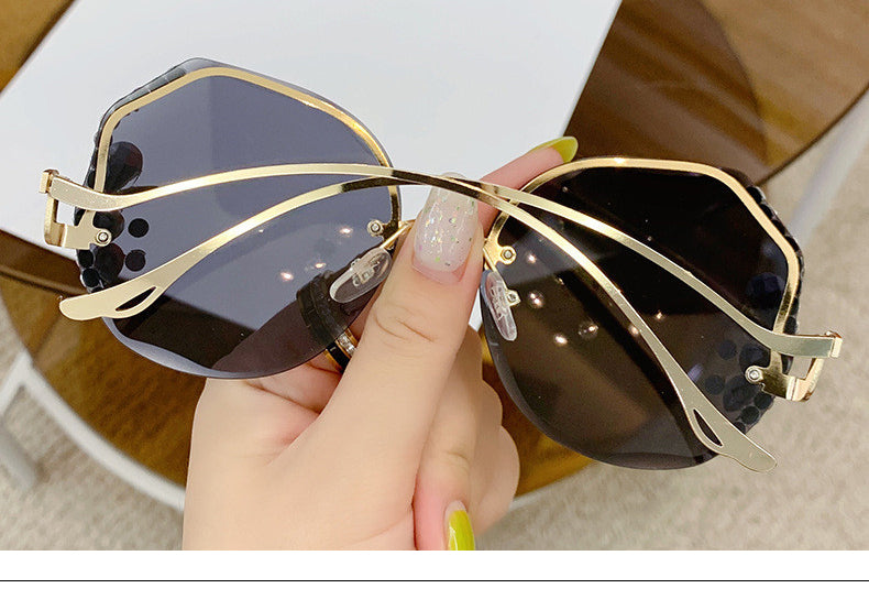 Women Fashion Diamond Rimless Sunglasses - Black - Shop N Save