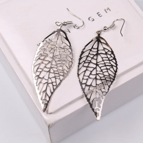 Fashion Simple Metal Leaf Earrings - Silver