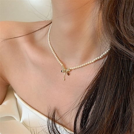 Korean Retro Bow Necklace - Gentle Fashion, Versatile Clavicle Chain - Shop N Save