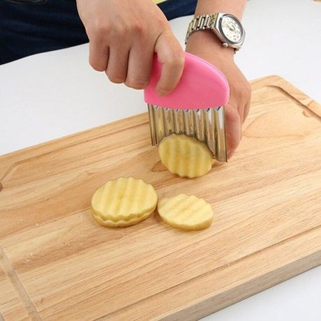 Stainless Steel Potato Carrot Wavy Cutter Slicer Chips Knife (Pink) - Shop N Save