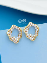 Golden Pearl Twist - Elegant Statement Stud Earrings - Shop N Save