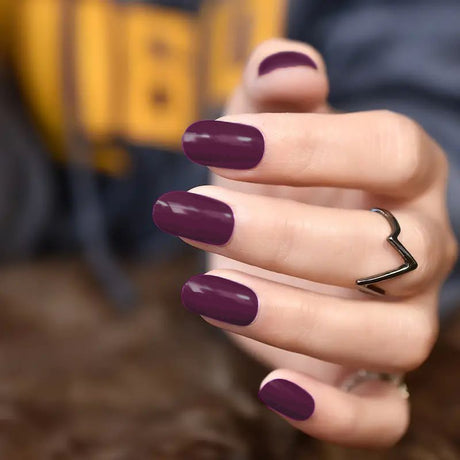 Fashion Plus Nail Polish: Midnight Purple for Bold Nails(16)