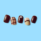 Geo Print Short Length Shiny Fake Nails 12 PCs Set - Multicolor