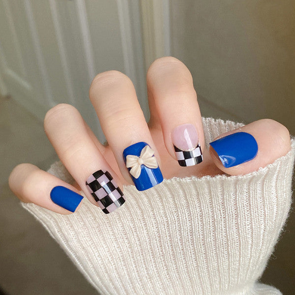 Blue Checkered Contrast 12 PCs Fake Nails Set - Blue Multicolor